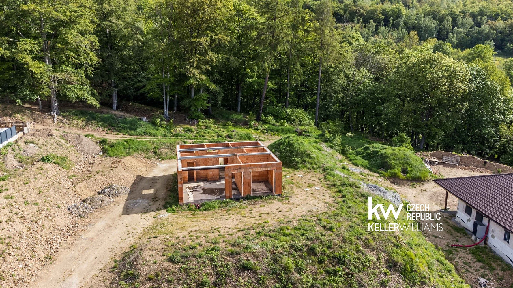 Prodej stavebního pozemku 1 731 m² – fotografie 5