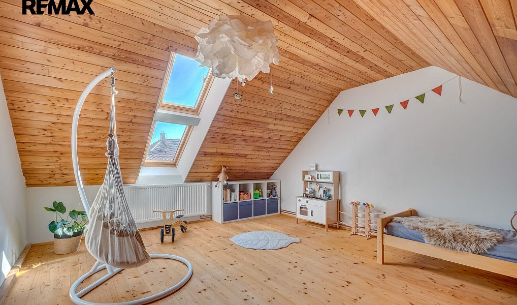 Prodej domu 157 m² s pozemkem 2 275 m², Borovany – náhled fotky 3