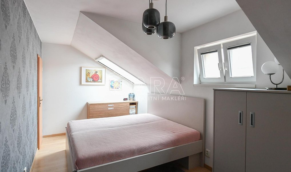 Prodej bytu 3+kk 77 m², Nupaky – náhled fotky 15