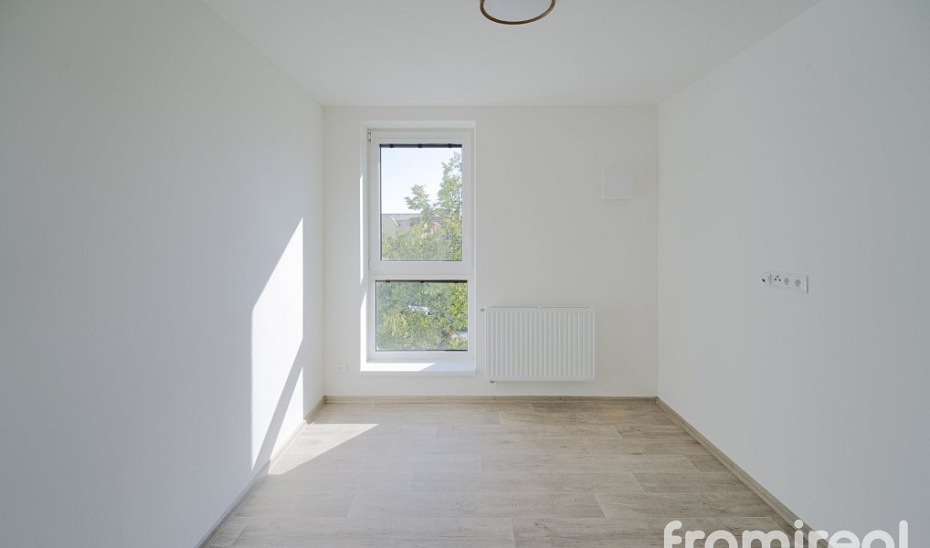 Pronájem bytu 2+kk 40 m², Veselí nad Moravou – náhled fotky 8