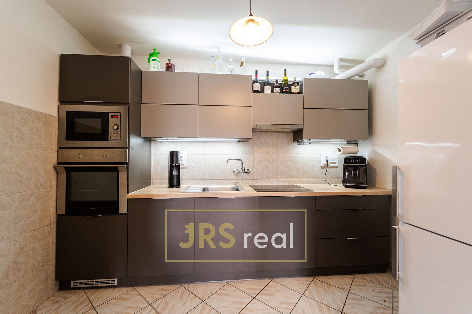 Prodej vinného sklepa s bydlením 99 m2, velké pavlovice — photo 4