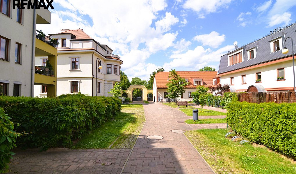 Prodej bytu 3+kk 71 m², Praha – náhled fotky 22