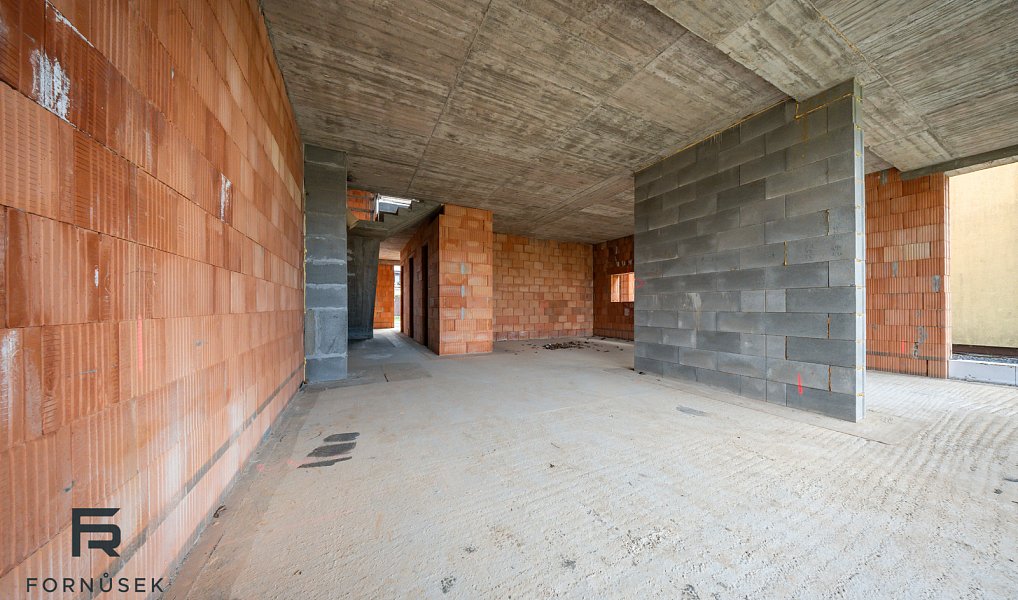 Prodej domu 235 m² s pozemkem 327 m², Uherské Hradiště – náhled fotky 6