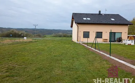Prodej stavebního pozemku 4 382 m², Drahanovice - Střížov, okres Olomouc