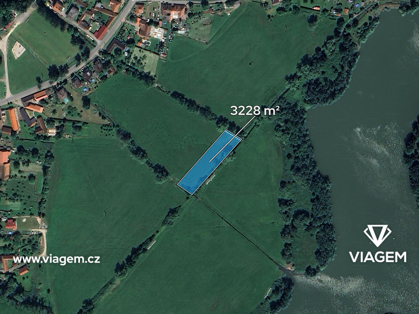Prodej pole 2 421 m² – fotografie 2