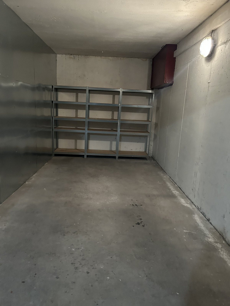 Nabízíme k pronájmu podzemní garáž (17,30m²) , na ul. Dašická 1768, Pardubice - View 2