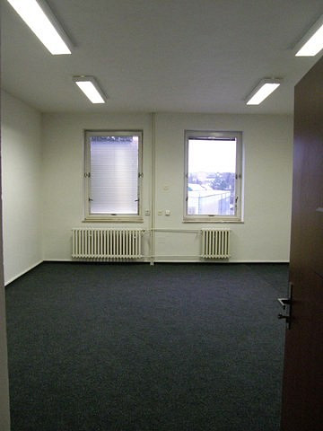Pronájem kanceláře 18 m² - Widok 2