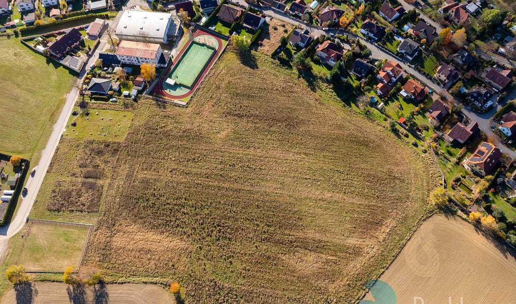 Prodej stavebního pozemku 1 004 m², Litvínovice – náhled fotky 4