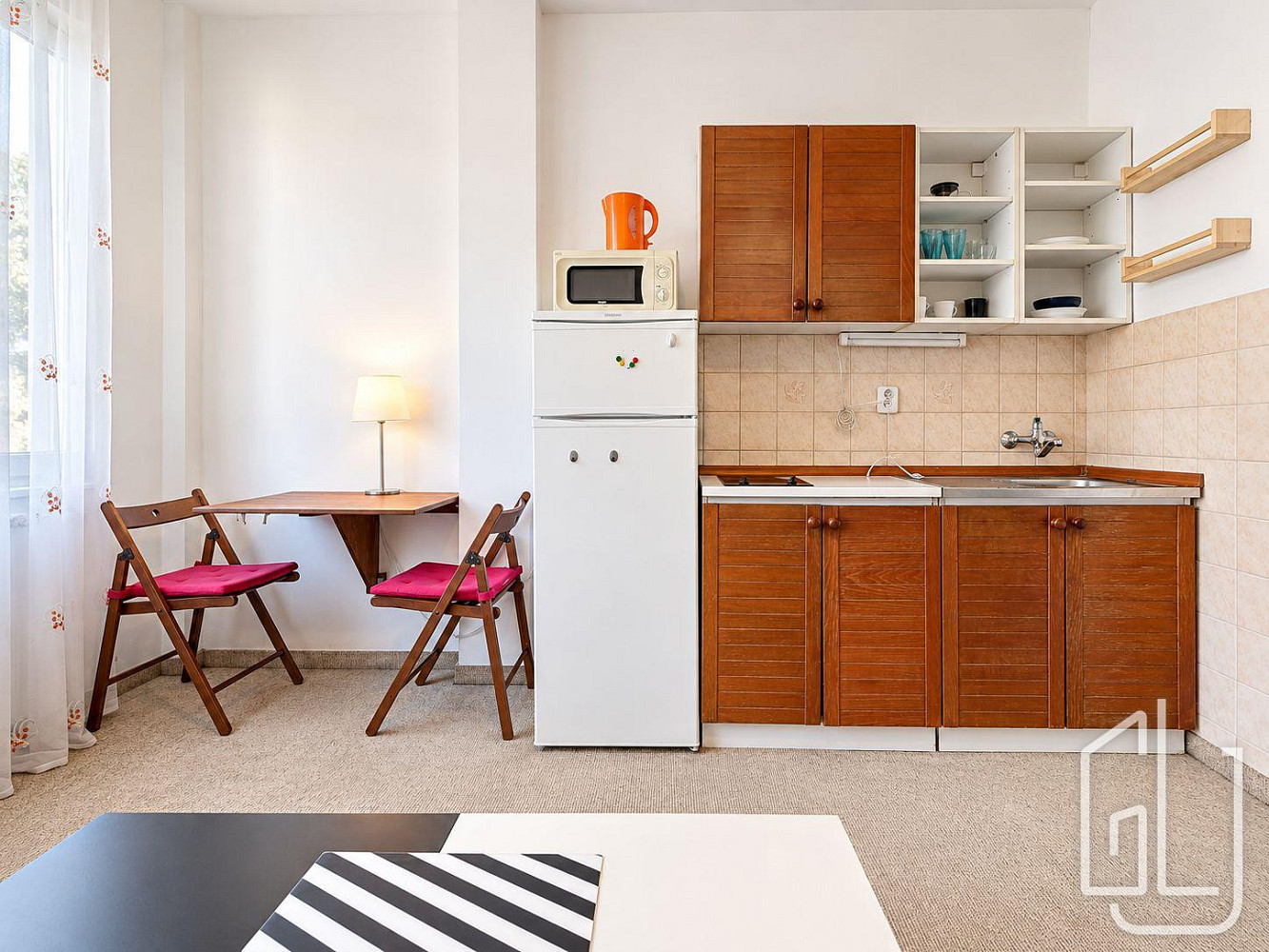Pronájem bytu 1+kk 28 m²