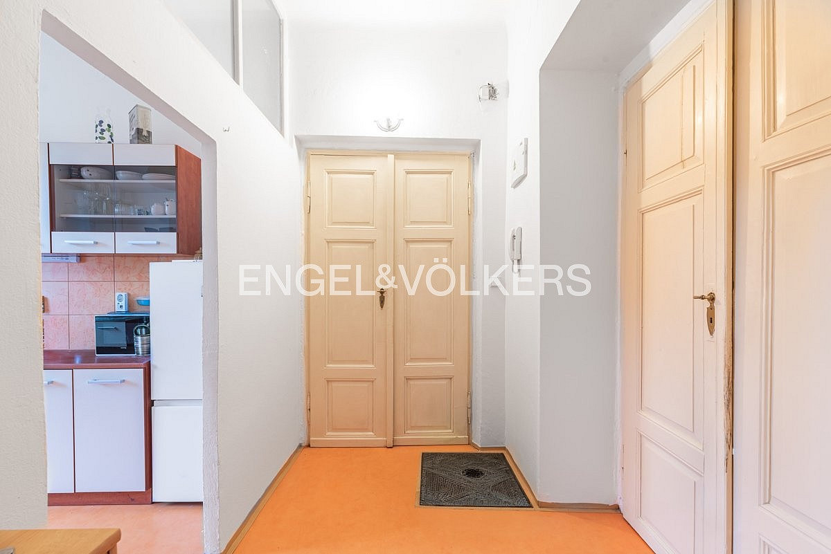 Pronájem bytu 2+1 80 m² – fotografie 5