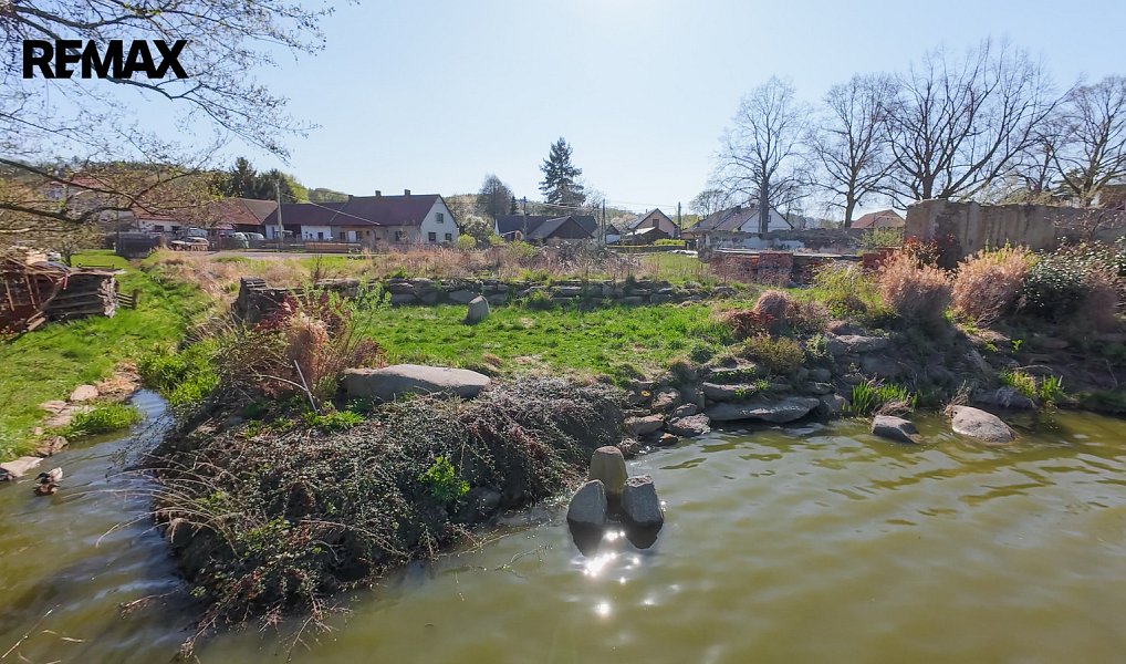 Prodej stavebního pozemku 2 006 m², Sedlec-Prčice – náhled fotky 3