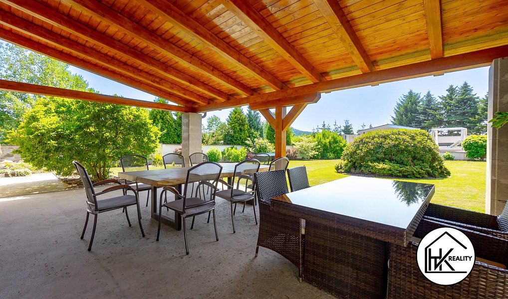 Prodej domu 300 m² s pozemkem 3 840 m², Libouchec – náhled fotky 12