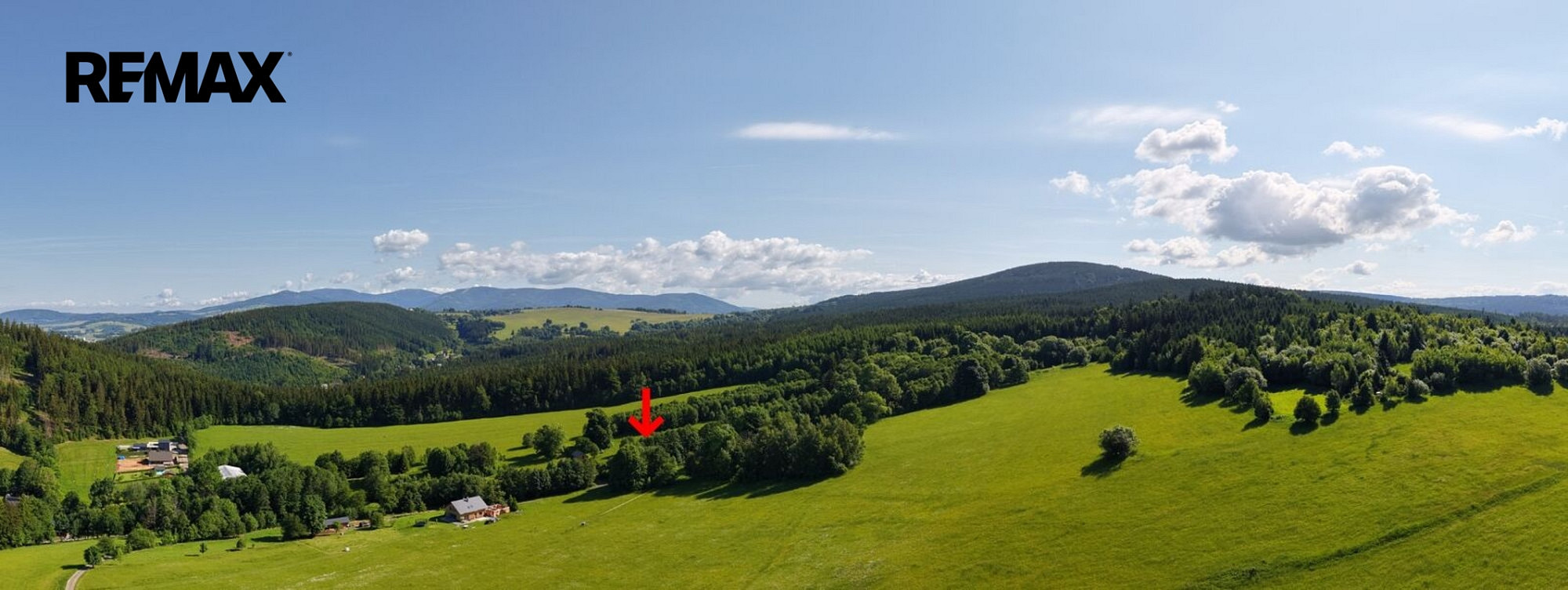 Prodej stavebního pozemku 1 745 m² – fotografie 2