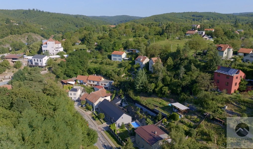 Prodej stavebního pozemku 1 836 m², Bílovice nad Svitavou – náhled fotky 2