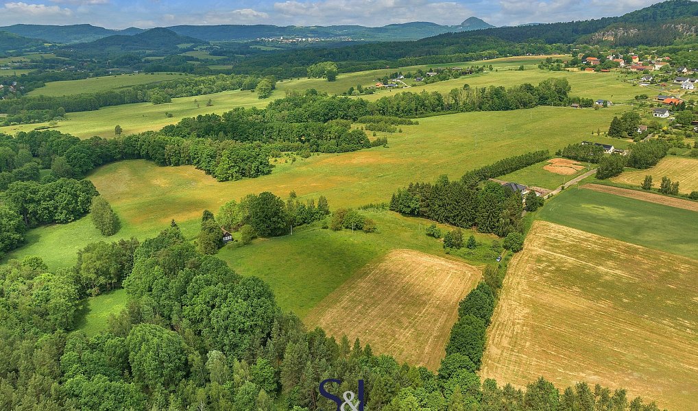 Prodej stavebního pozemku 3 160 m², Svojkov – náhled fotky 5