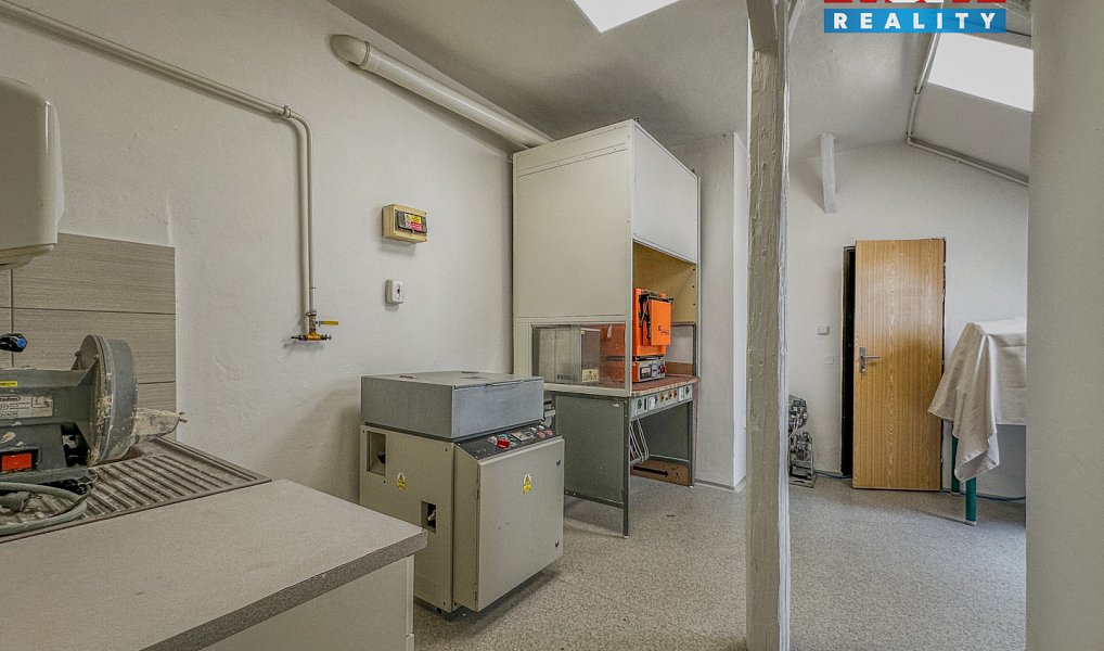 Prodej obchodních prostor 149 m², Ostrava – náhled fotky 16