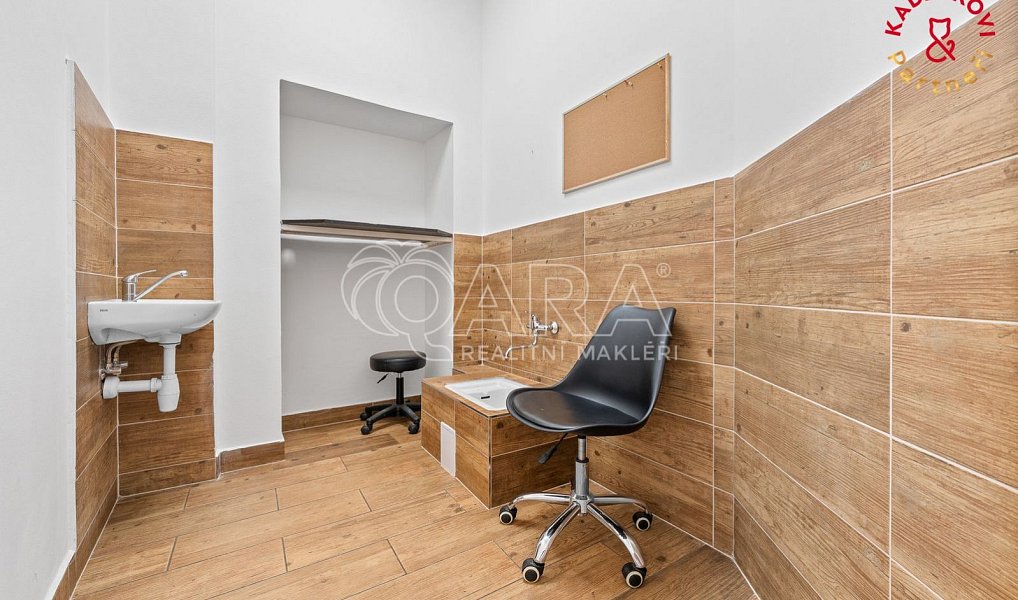 Prodej obchodních prostor 153 m², Brno – náhled fotky 15