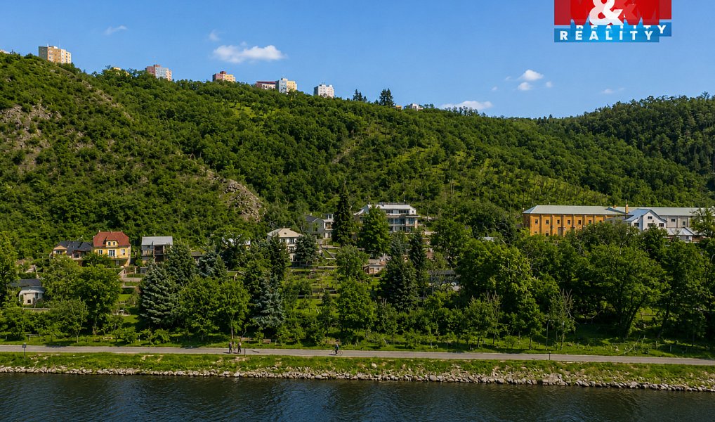 Prodej komerčního pozemku 1 770 m², Praha – náhled fotky 4