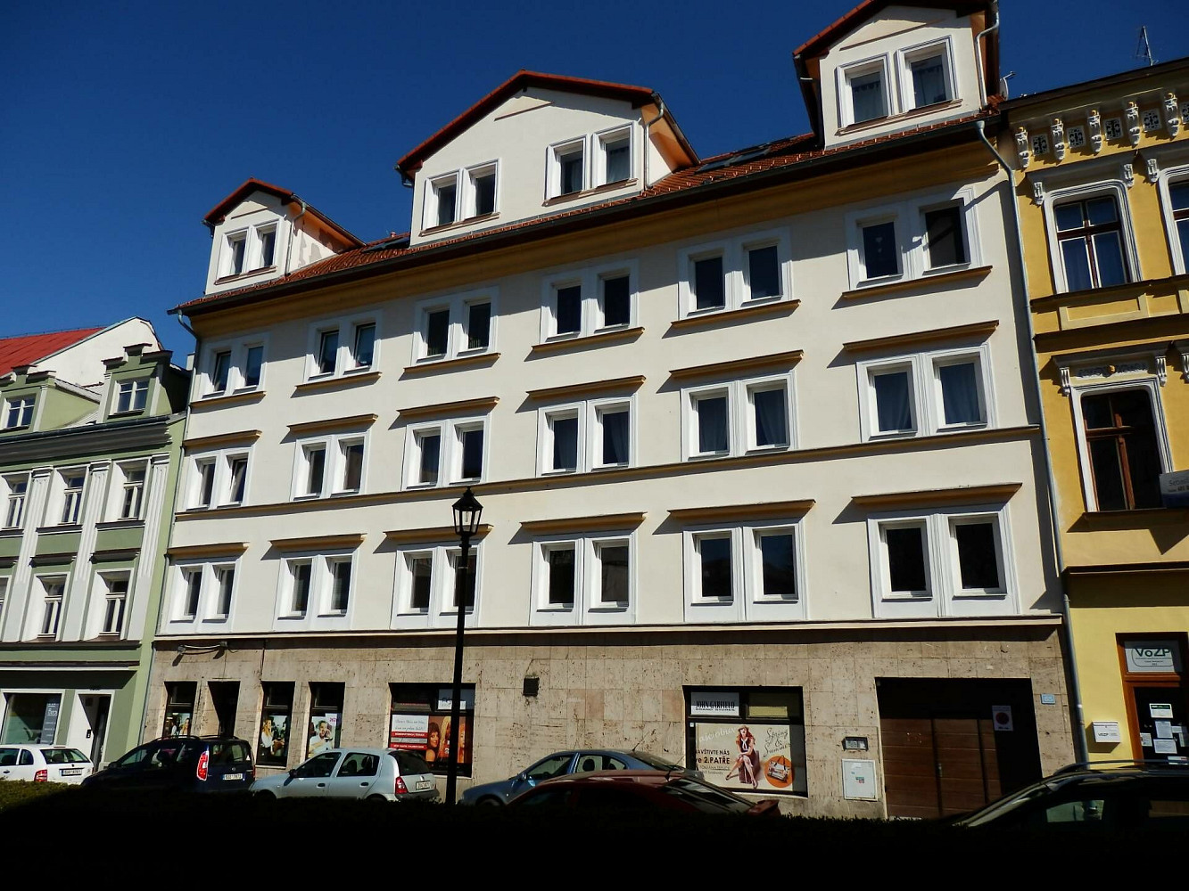 Pronájem obchodních prostor 262 m² – fotografie 2