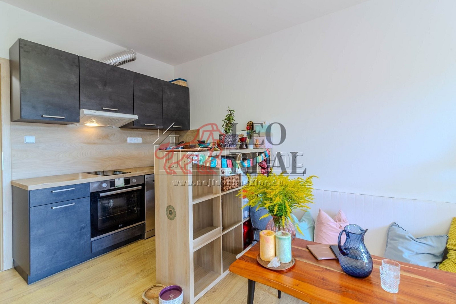 Pronájem bytu 1+kk 37 m² — photo 2
