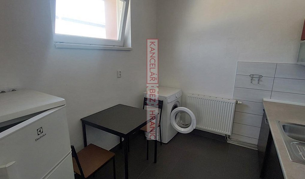 Pronájem bytu 1+1 40 m², Boršice – náhled fotky 8
