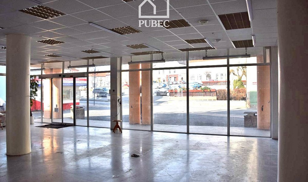 Pronájem obchodních prostor 254 m², Tachov – náhled fotky 2