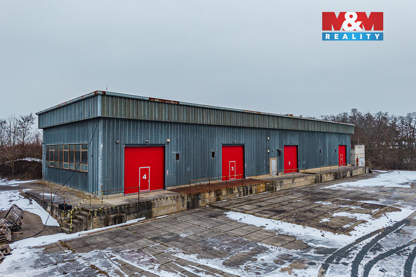 Pronájem skladovacích prostor 1 100 m² — photo 2