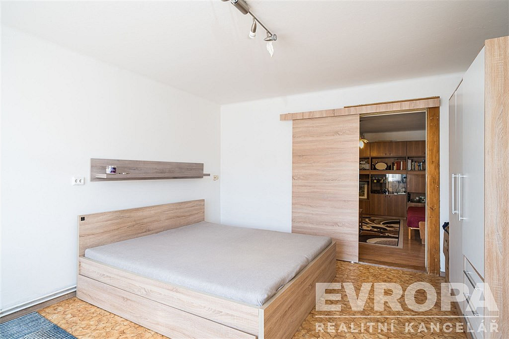 Prodej domu 186 m² s pozemkem 1 260 m² — photo 5