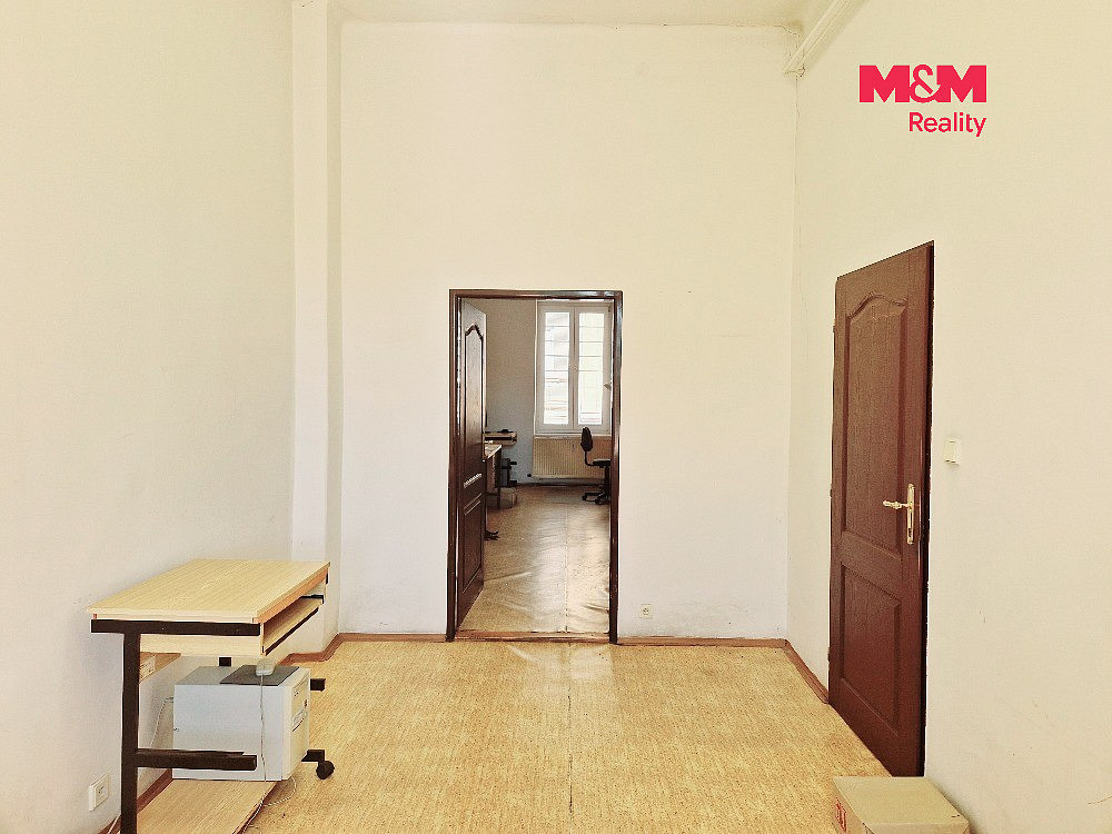 Pronájem kanceláře 16 m² – fotografie 2