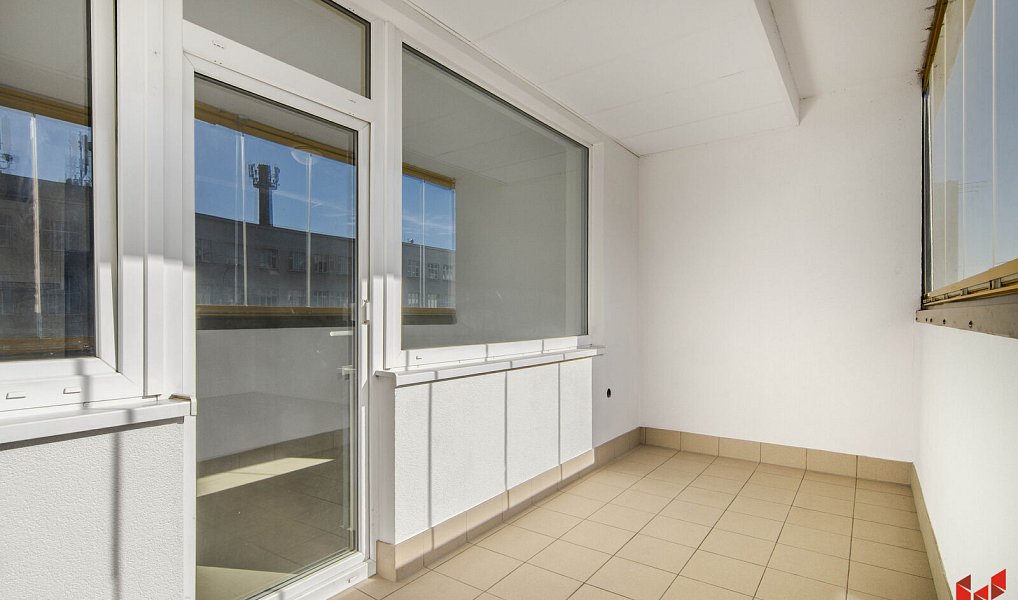 Prodej bytu 1+kk 33 m², Praha – náhled fotky 10