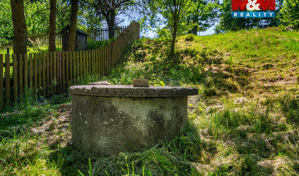 Prodej stavebního pozemku 1 574 m², Růžová – náhled fotky 5