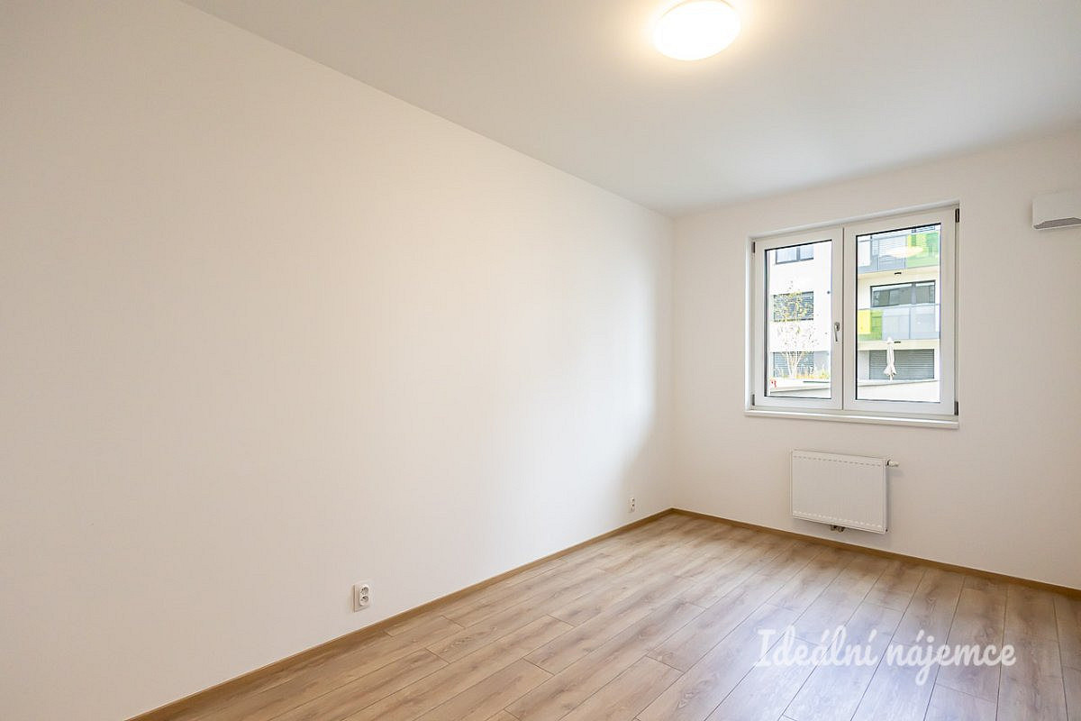 Pronájem bytu 2+kk 44 m² – fotografie 5