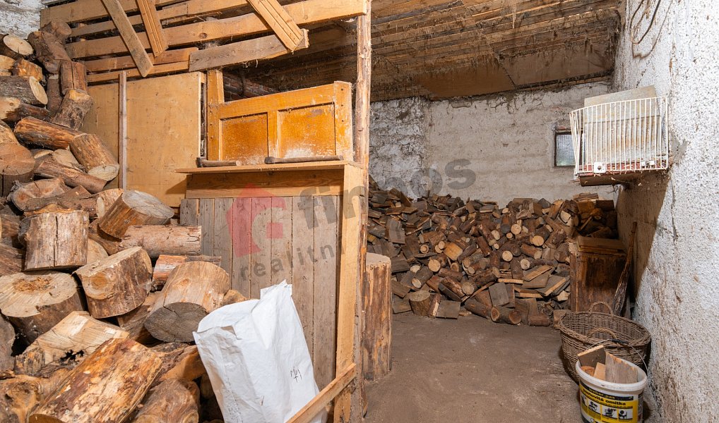 Prodej domu 250 m² s pozemkem 927 m², Kunžak – náhled fotky 29