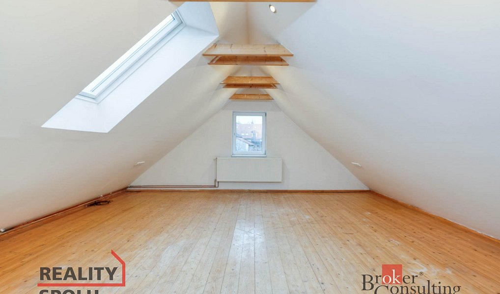 Prodej domu 579 m² s pozemkem 1 059 m², Středokluky – náhled fotky 25