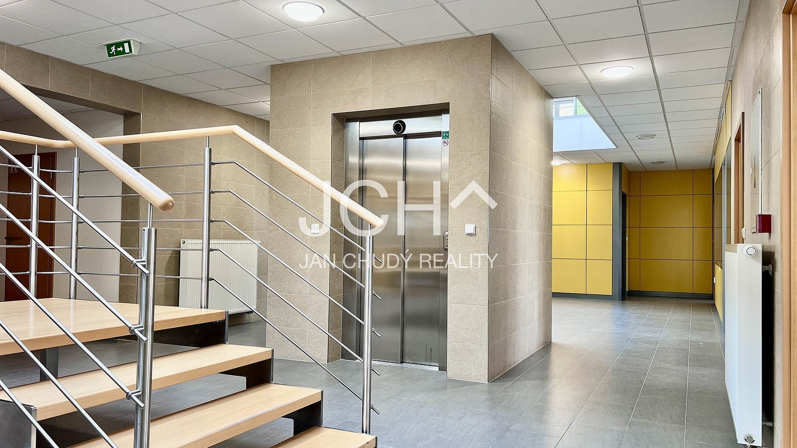Pronájem kanceláře 49 m² – fotografie 4