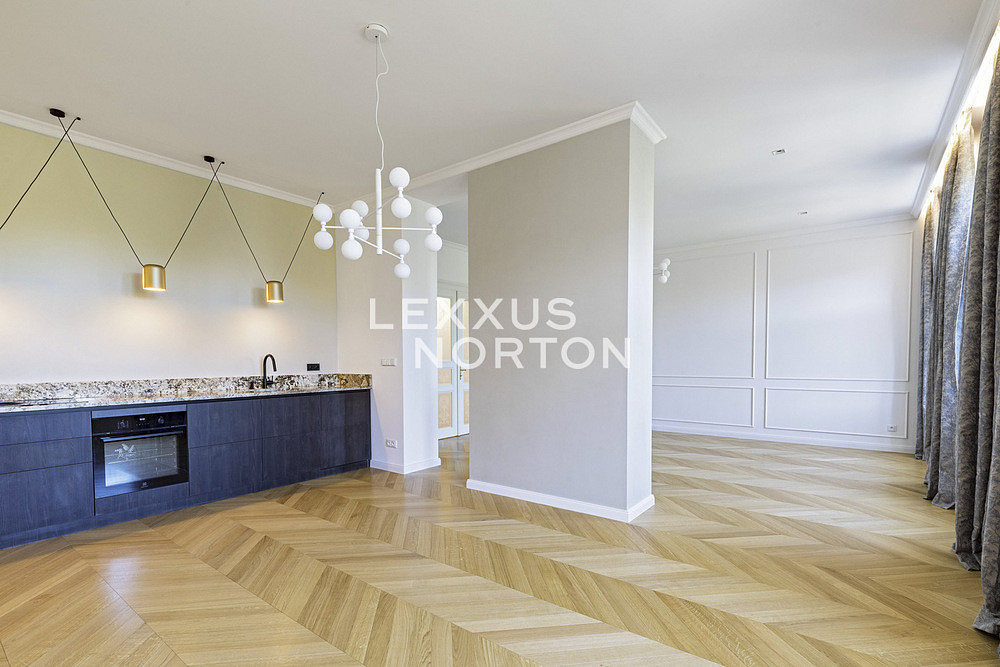 Pronájem bytu 4+1 143 m² – pohled 6