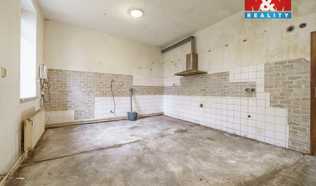 Prodej domu 357 m² s pozemkem 12 951 m², Aš – náhled fotky 12