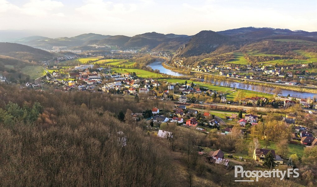 Prodej stavebního pozemku 728 m², Velké Březno – náhled fotky 16