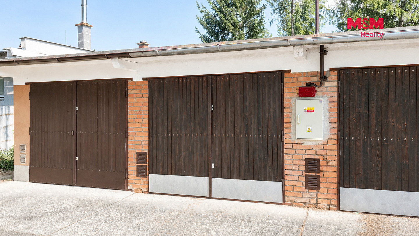 Prodej garáže, 18 m2, zlín, ul. partyzánská — photo 2