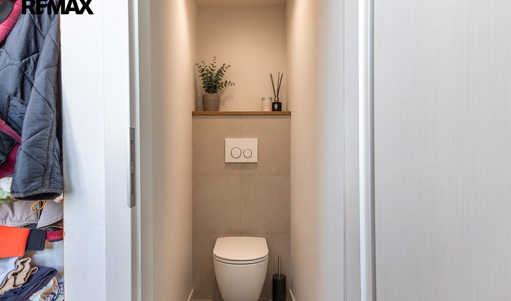Prodej bytu 1+kk 85 m², Praha – náhled fotky 15
