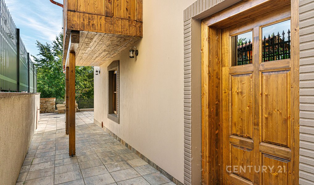 Prodej nájemního domu, činžáku 370 m², Slaný – náhled fotky 36