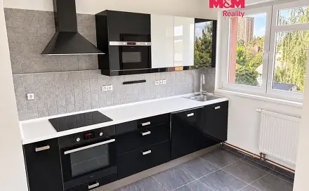 Pronájem bytu 3+1 79 m², Kordačova, Kladno