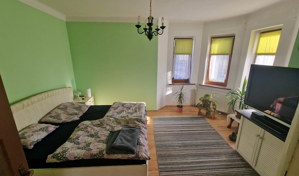 Prodej domu 207 m² s pozemkem 712 m², Kynšperk nad Ohří – náhled fotky 25