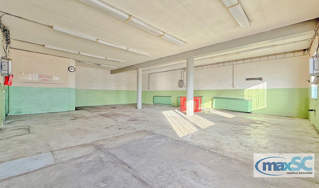 Pronájem výrobních prostor 533 m², Moravany – náhled fotky 21