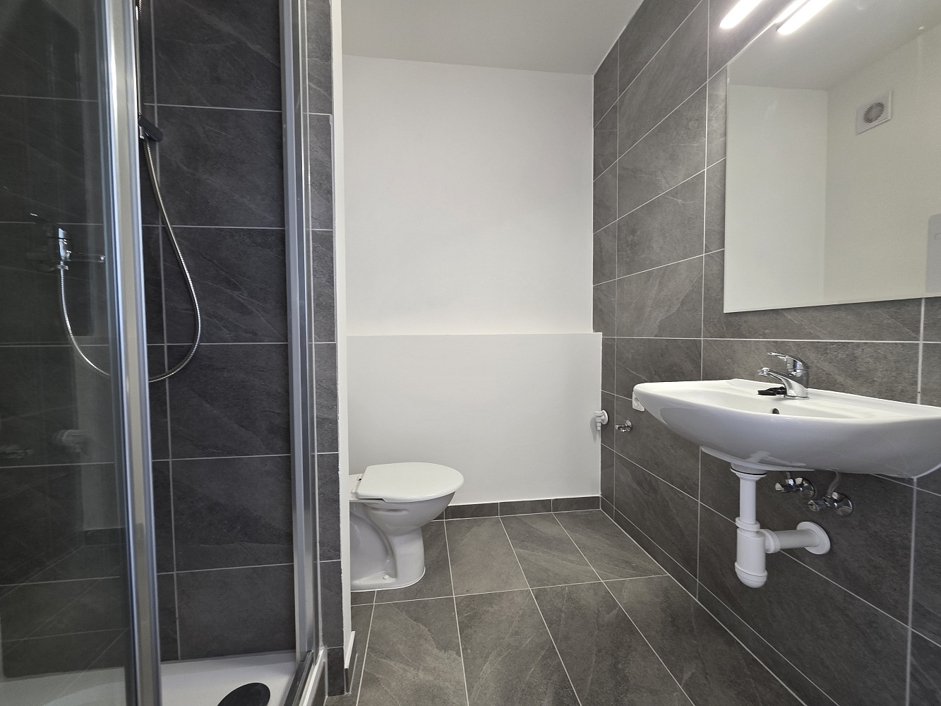 Pronájem bytu 1+1 37 m² – fotografie 3