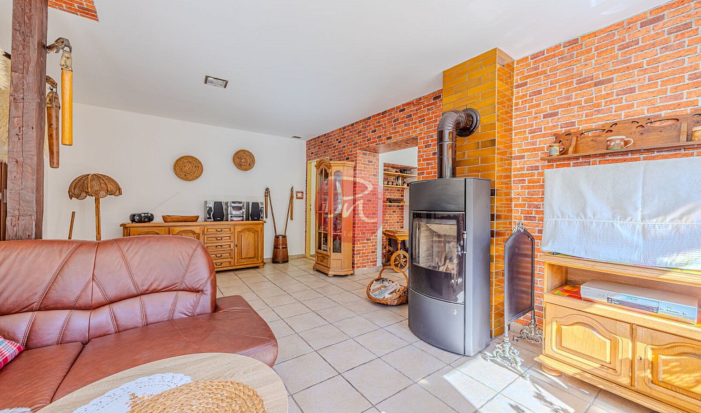 Prodej domu 499 m² s pozemkem 1 212 m², Mořkov – náhled fotky 11