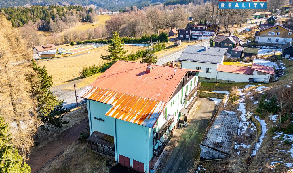 Prodej ubytovacího objektu 1 085 m², Železná Ruda – náhled fotky 25