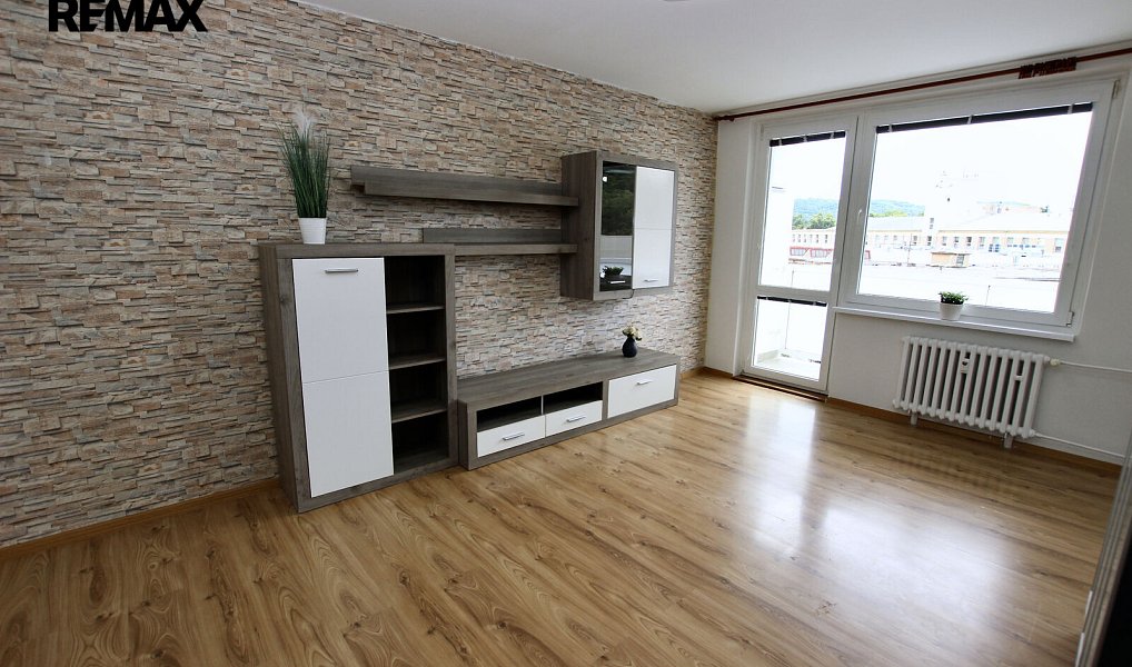 Pronájem bytu 3+kk 64 m², Loděnice – náhled fotky 11
