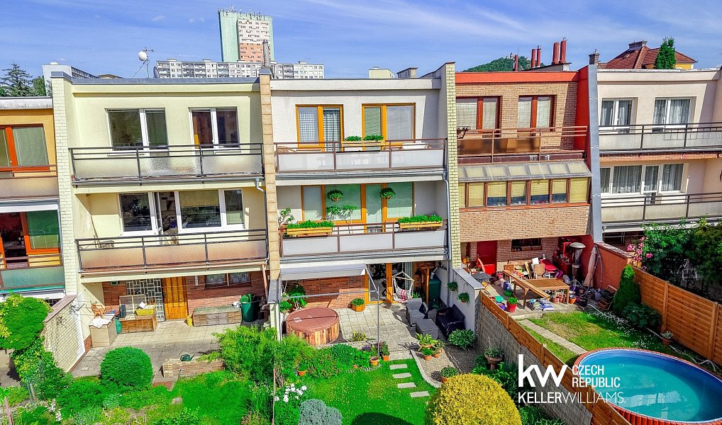 Prodej domu 252 m² s pozemkem 304 m², Teplice – náhled fotky 49
