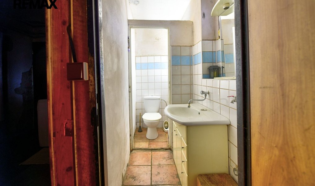 Prodej domu 325 m² s pozemkem 913 m², Zvěstov – náhled fotky 36